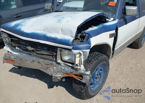 1989 Chevrolet Blazer S10 z USA, uszkodzony, nr VIN 1GNCT18Z2K0158198